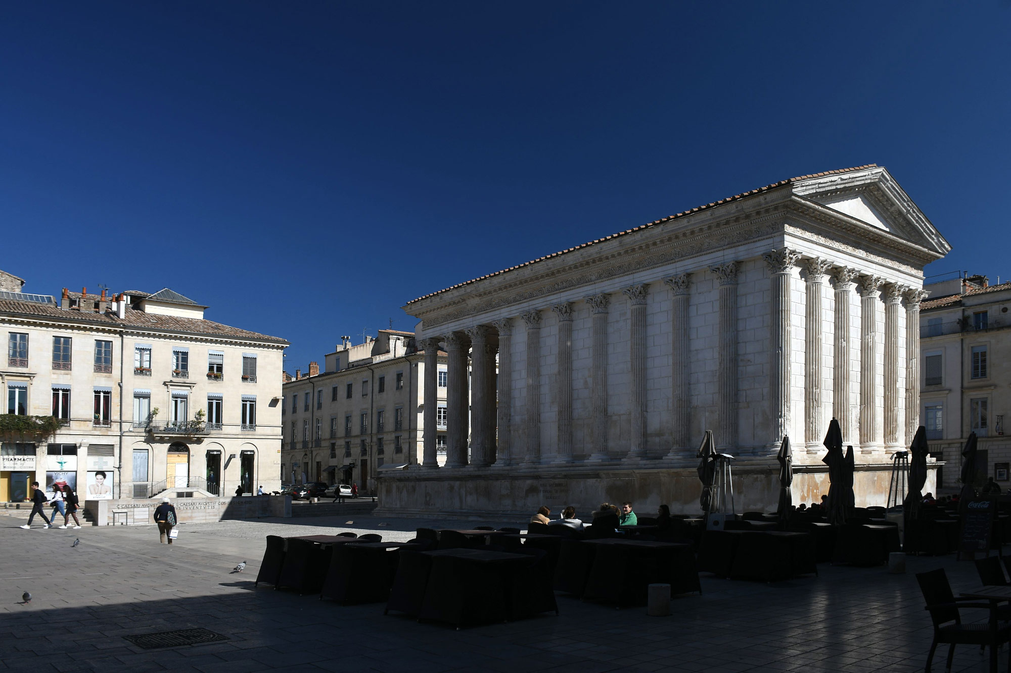 Maison Carrée, Nîmes (Photo license: CC BY 2.0)